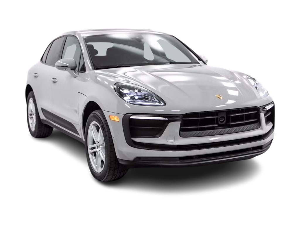 Thumbnail: 2025 Porsche Macan - 6
