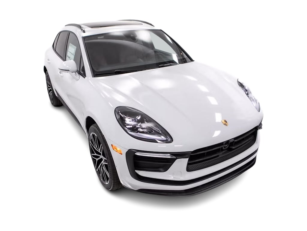 Thumbnail: 2025 Porsche Macan - 26