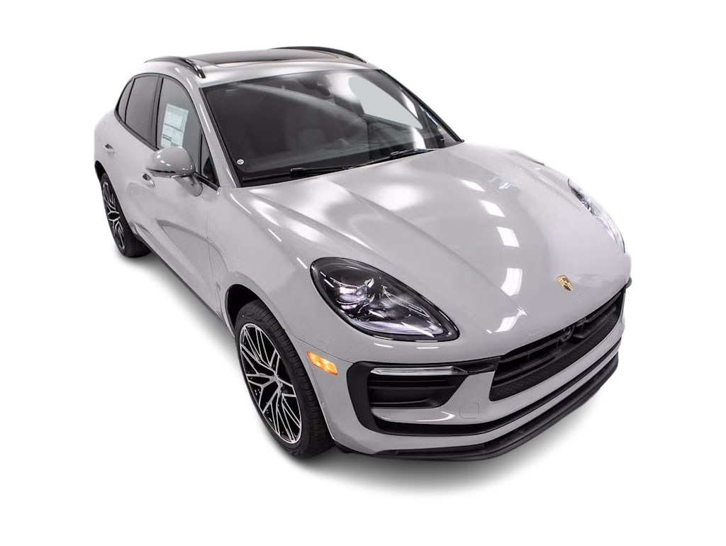 Thumbnail: 2026 Porsche Macan - 26