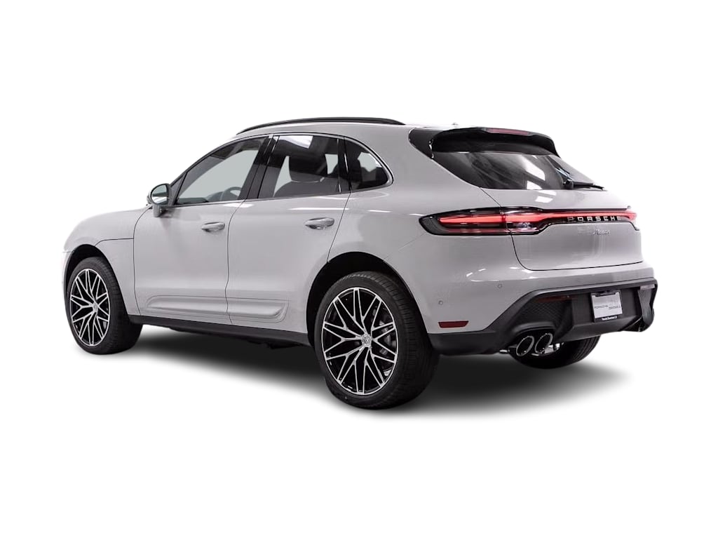 Thumbnail: 2026 Porsche Macan - 5