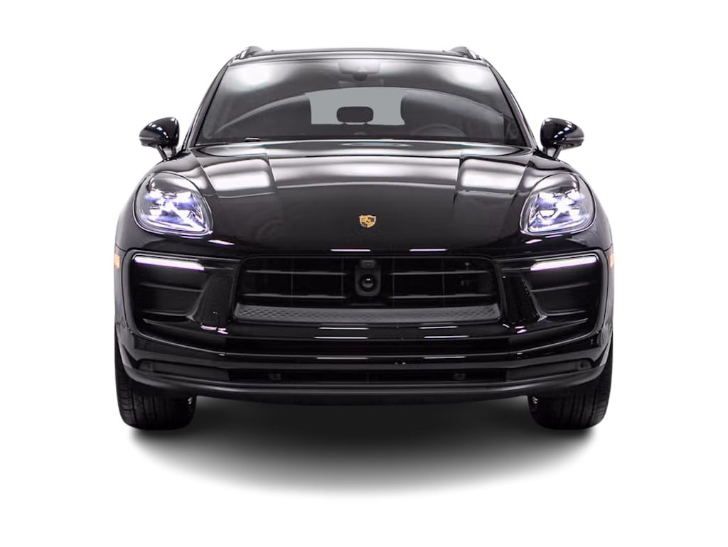 Thumbnail: 2026 Porsche Macan - 18