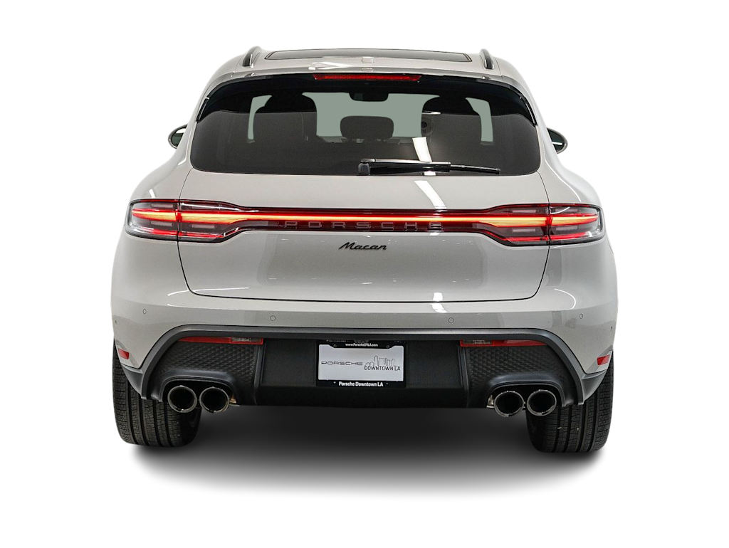 Thumbnail: 2026 Porsche Macan - 5