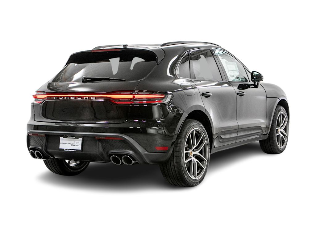 Thumbnail: 2026 Porsche Macan - 17