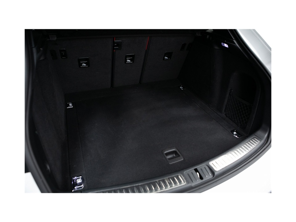 Thumbnail: 2024 Porsche Macan - 13