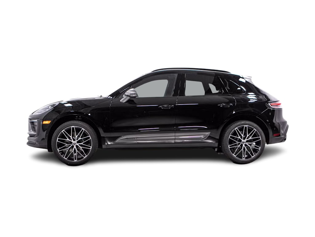 Thumbnail: 2026 Porsche Macan - 3