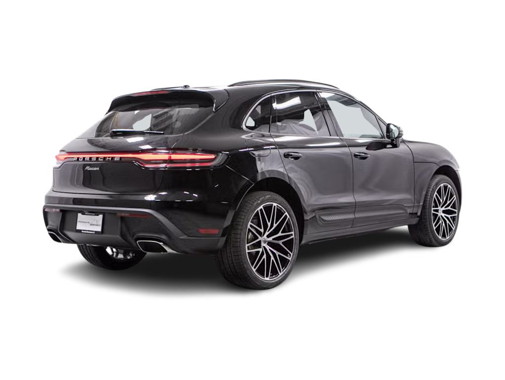 Thumbnail: 2026 Porsche Macan - 16