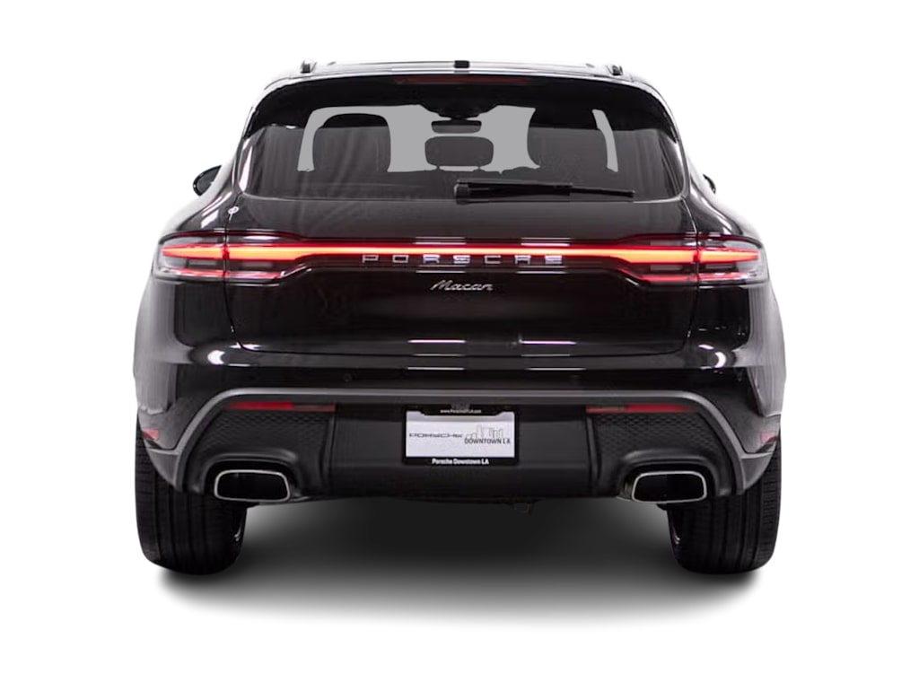 Thumbnail: 2026 Porsche Macan - 5
