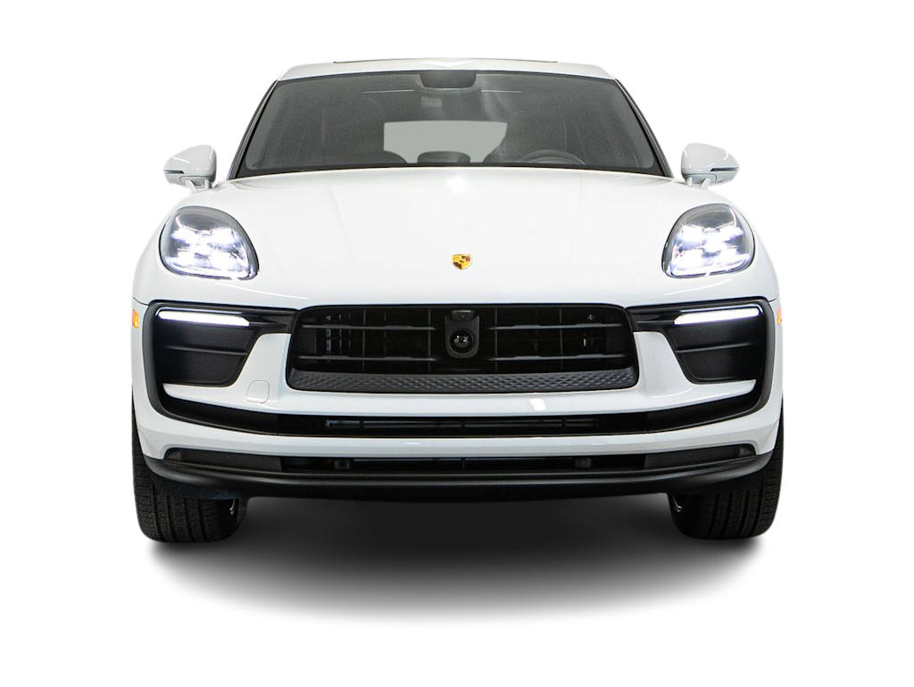 Thumbnail: 2026 Porsche Macan - 20