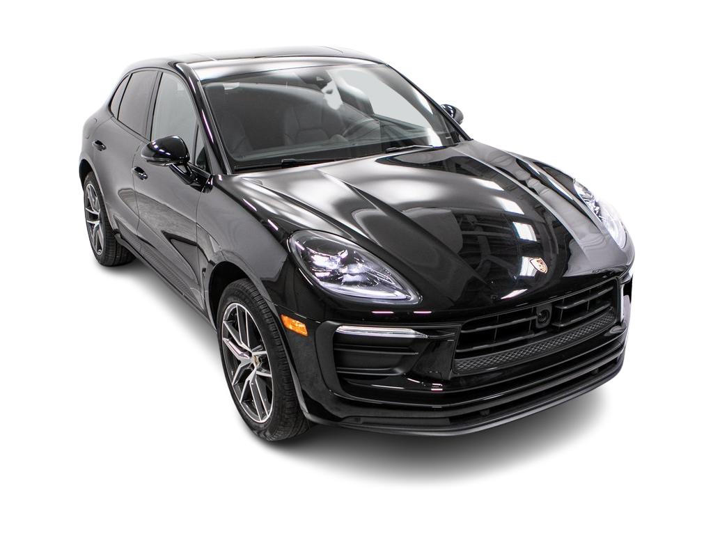 Thumbnail: 2023 Porsche Macan - 37