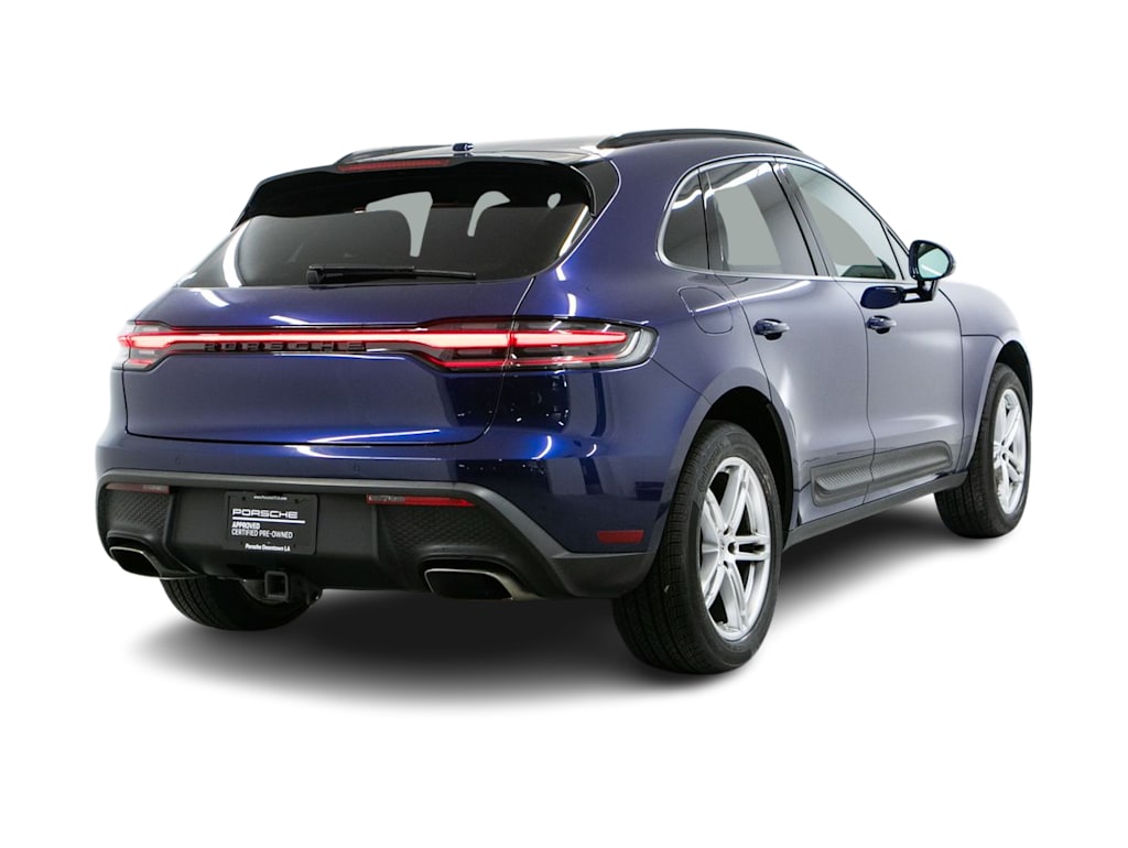 Thumbnail: 2023 Porsche Macan - 14