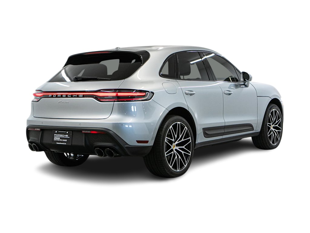 Thumbnail: 2023 Porsche Macan - 16
