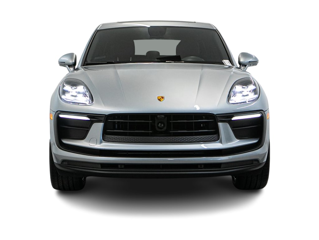 Thumbnail: 2023 Porsche Macan - 19