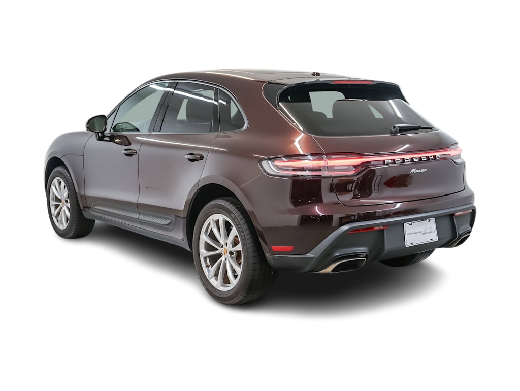 Thumbnail: 2023 Porsche Macan - 4