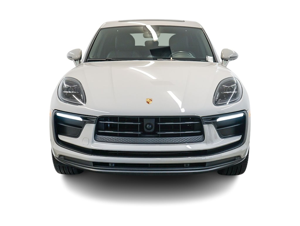 Thumbnail: 2023 Porsche Macan - 6