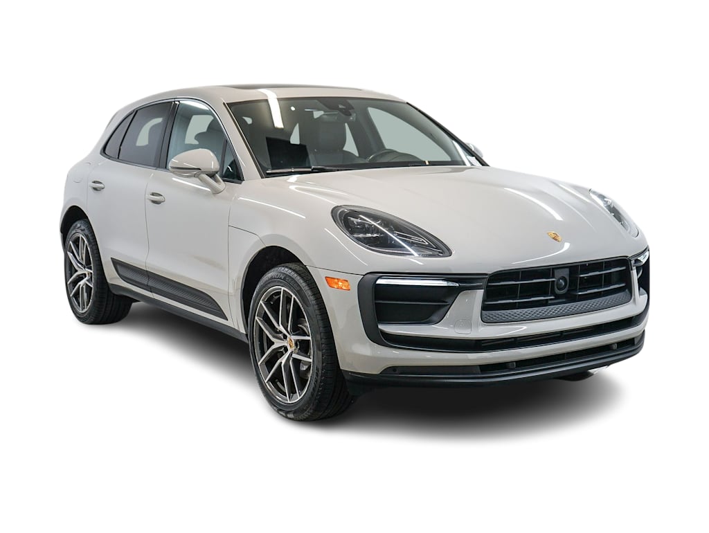 Thumbnail: 2023 Porsche Macan - 20