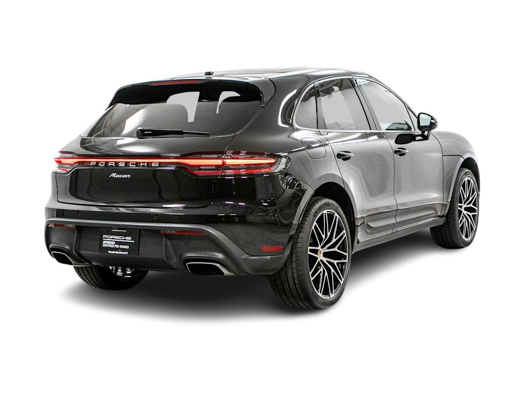 Thumbnail: 2024 Porsche Macan - 16