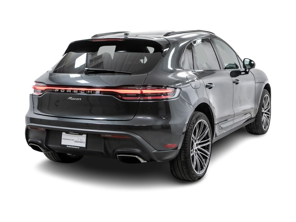 Thumbnail: 2025 Porsche Macan - 16