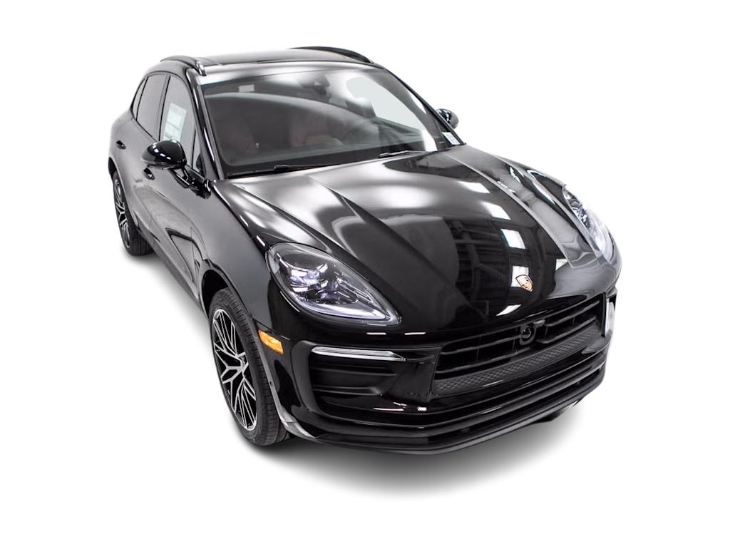Thumbnail: 2025 Porsche Macan - 36