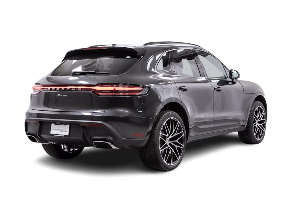 Thumbnail: 2026 Porsche Macan - 15