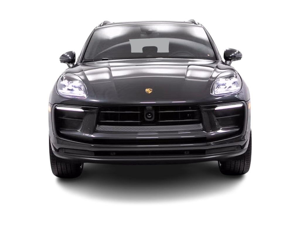 Thumbnail: 2026 Porsche Macan - 18