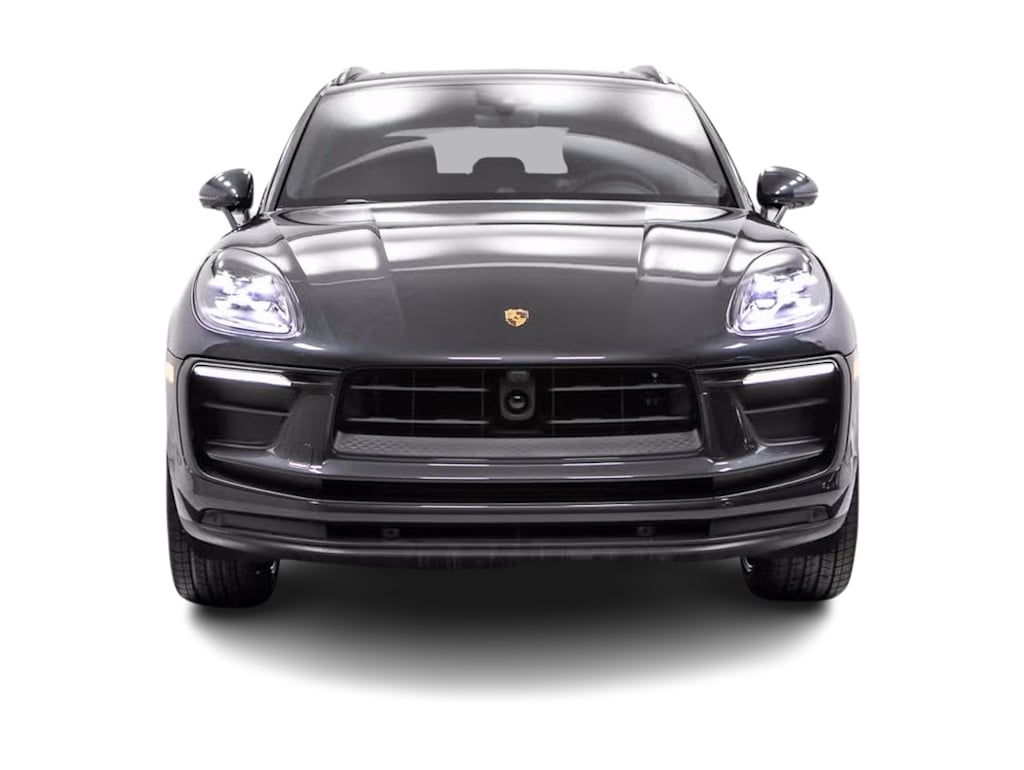 Thumbnail: 2026 Porsche Macan - 18