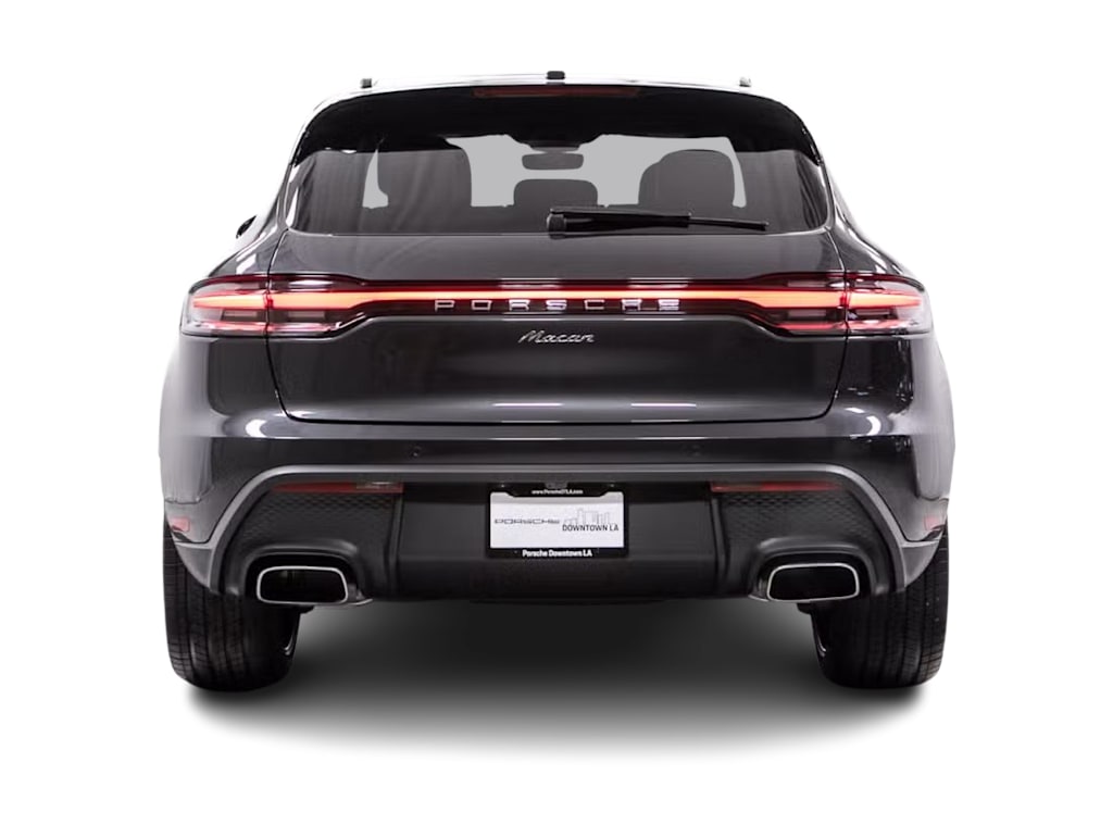 Thumbnail: 2026 Porsche Macan - 5