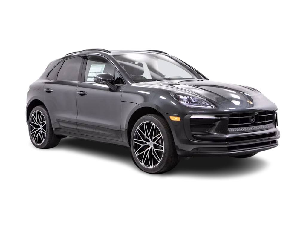 Thumbnail: 2026 Porsche Macan - 17