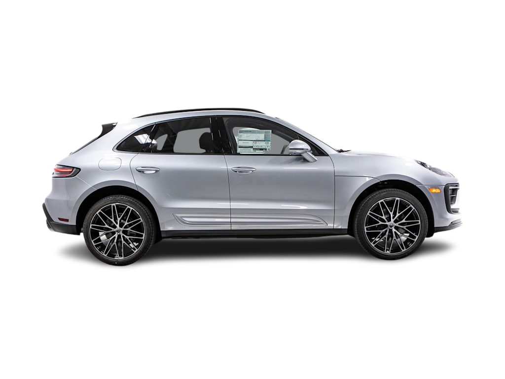 Thumbnail: 2026 Porsche Macan - 16