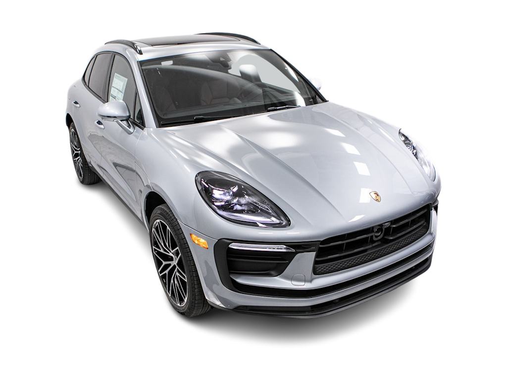 Thumbnail: 2026 Porsche Macan - 38