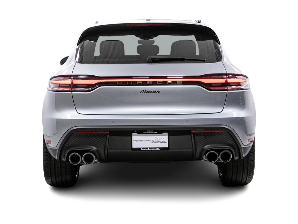 Thumbnail: 2026 Porsche Macan - 14