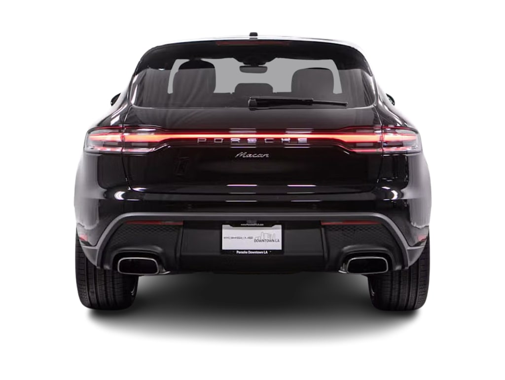 Thumbnail: 2026 Porsche Macan - 5