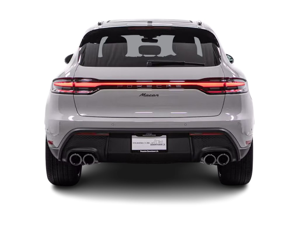 Thumbnail: 2026 Porsche Macan - 5