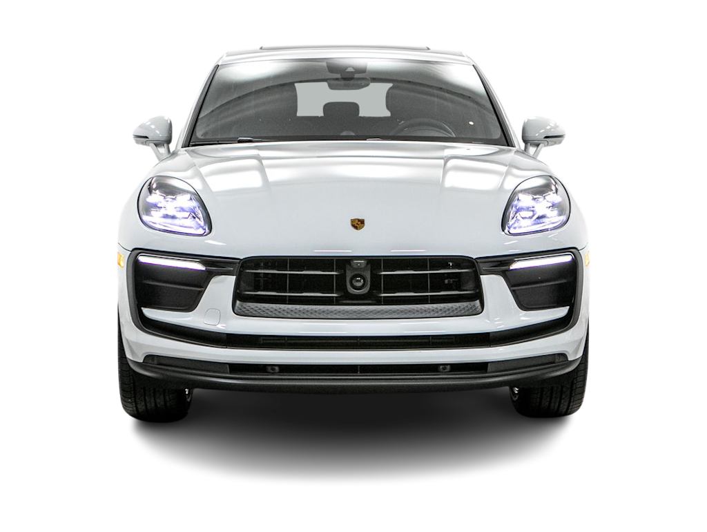 Thumbnail: 2026 Porsche Macan - 20