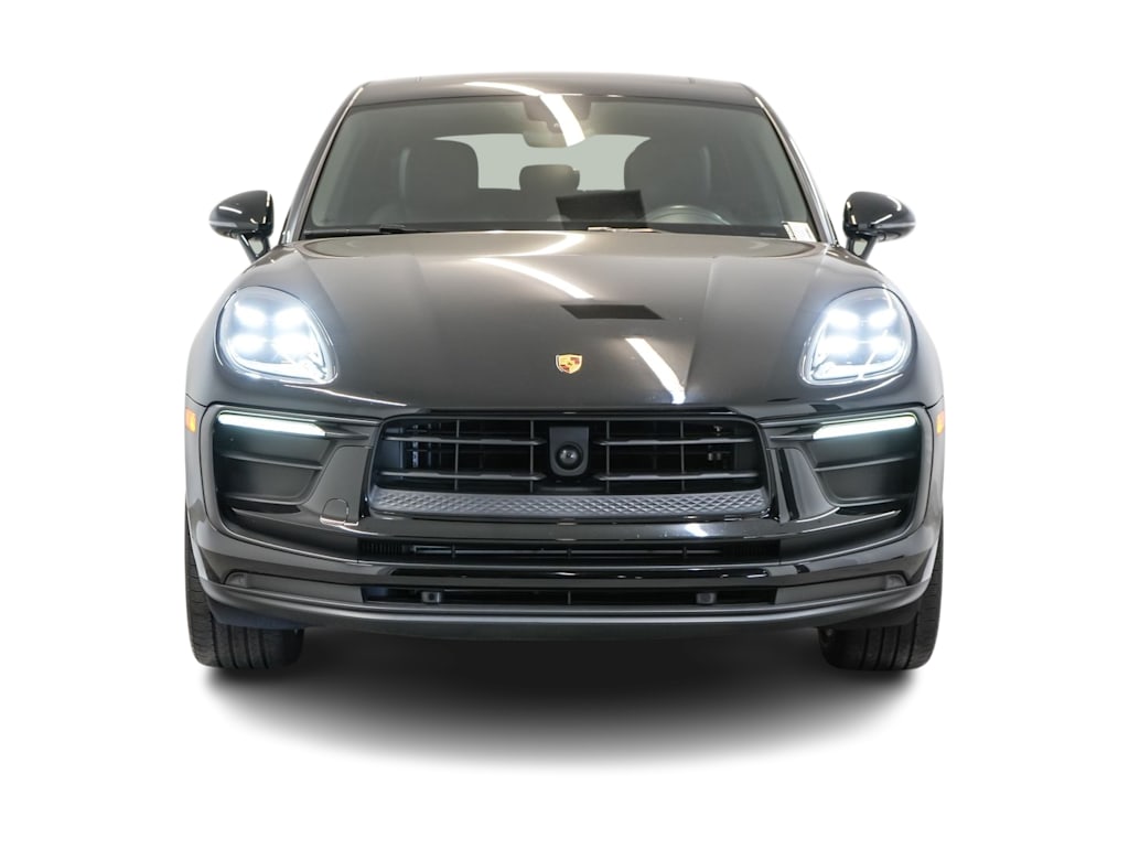 Thumbnail: 2023 Porsche Macan - 5