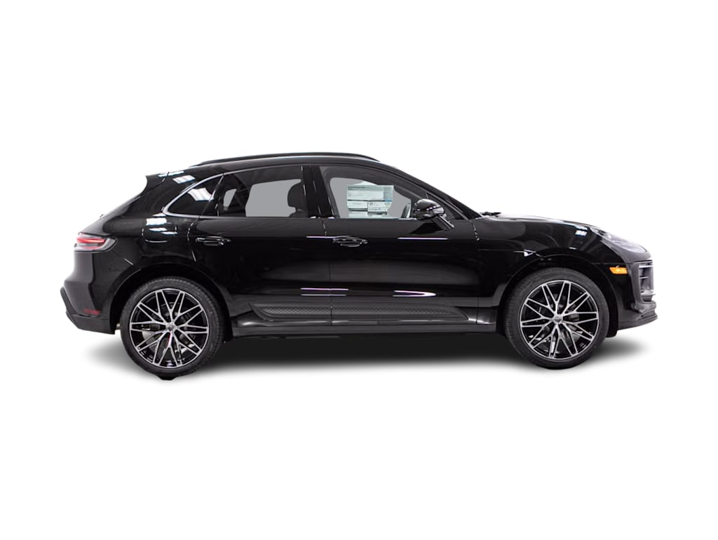 Thumbnail: 2026 Porsche Macan - 15