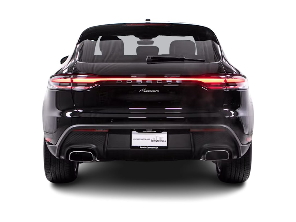 Thumbnail: 2026 Porsche Macan - 14