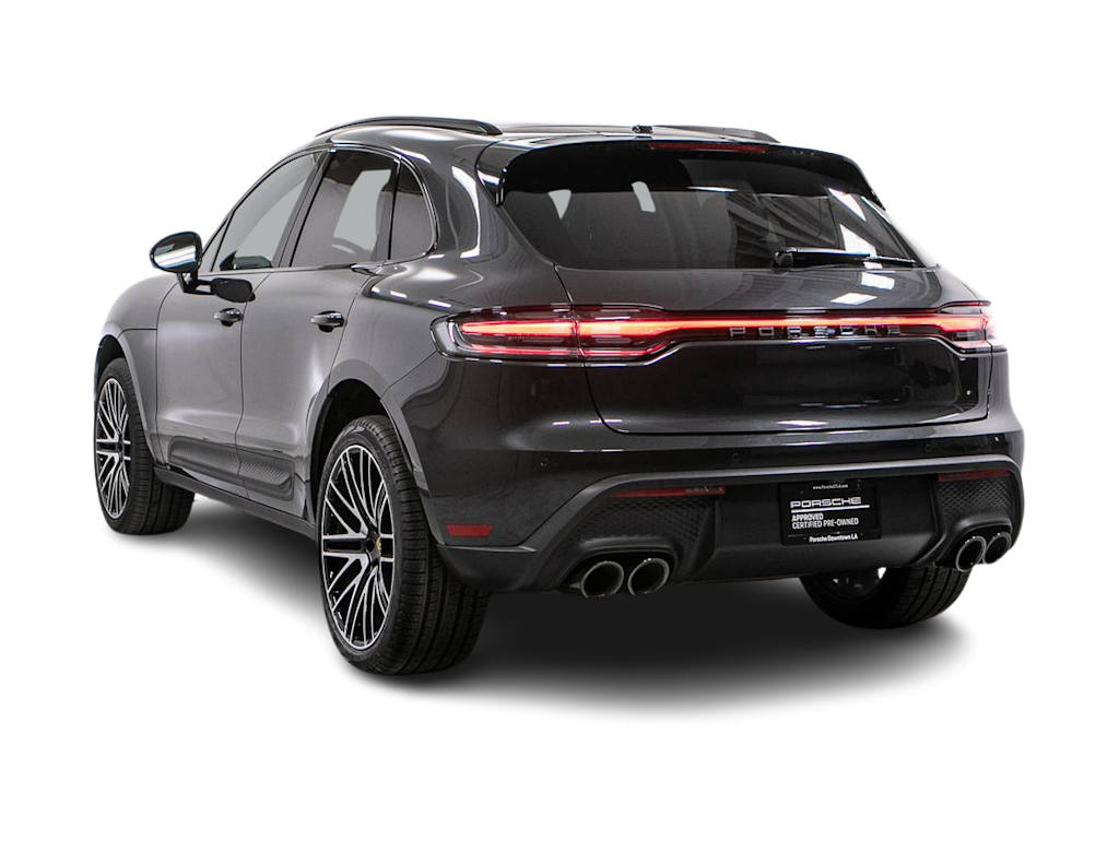 Thumbnail: 2026 Porsche Macan - 4