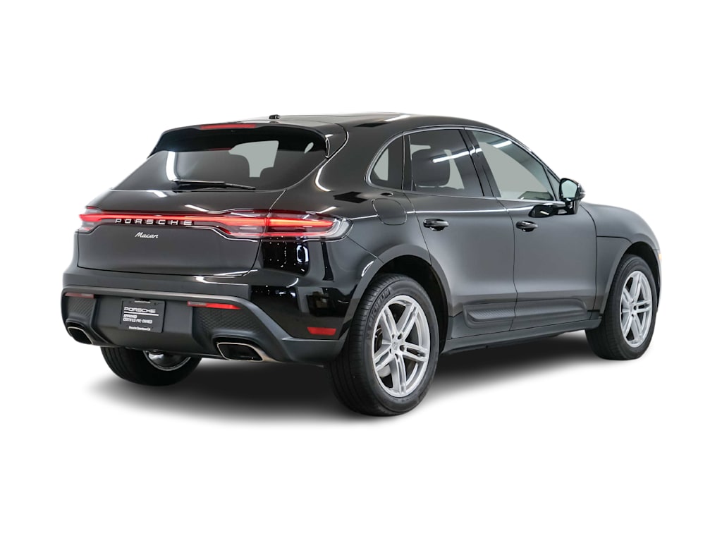 Thumbnail: 2026 Porsche Macan - 22
