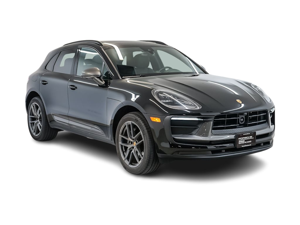 Thumbnail: 2026 Porsche Macan - 19