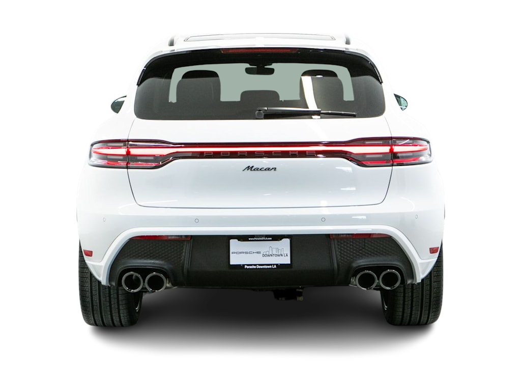 Thumbnail: 2026 Porsche Macan - 15