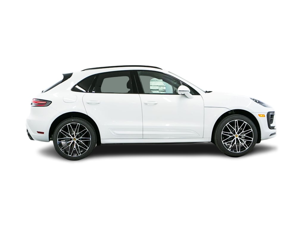 Thumbnail: 2026 Porsche Macan - 17