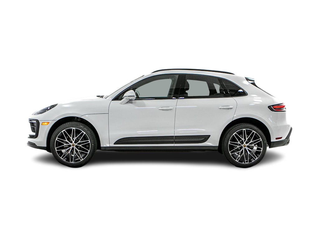 Thumbnail: 2026 Porsche Macan - 14