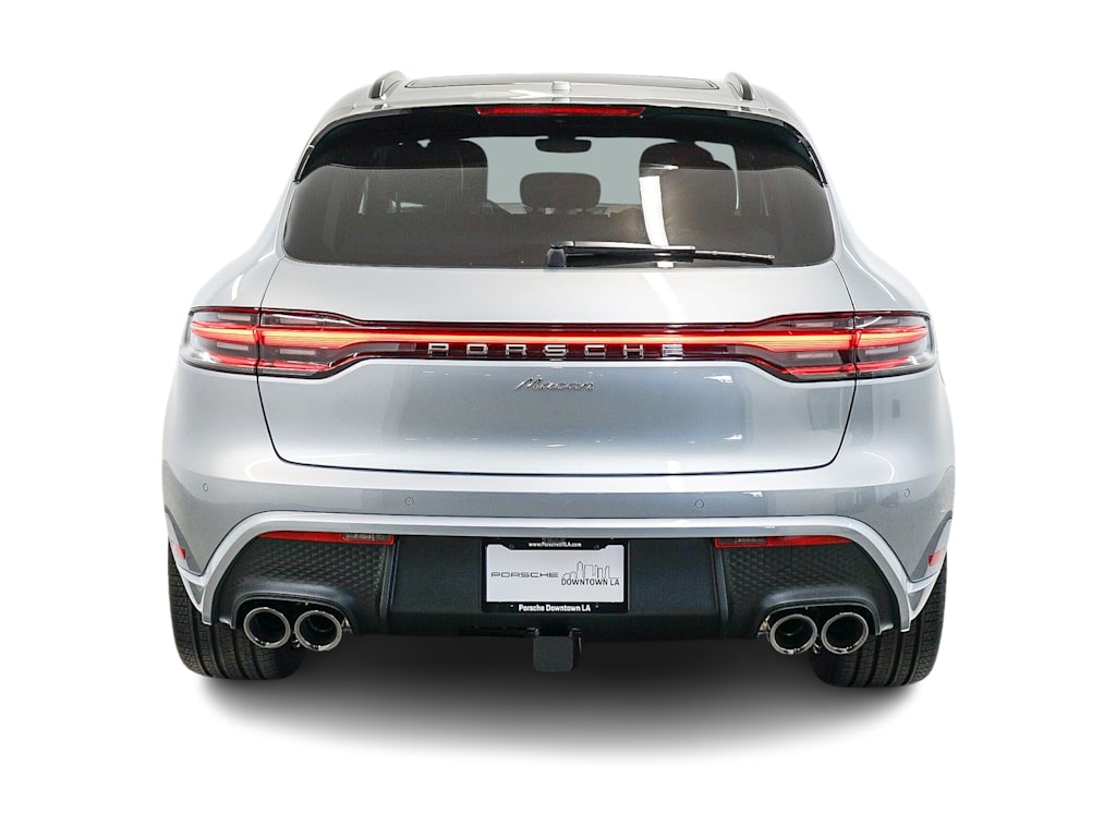 Thumbnail: 2026 Porsche Macan - 5