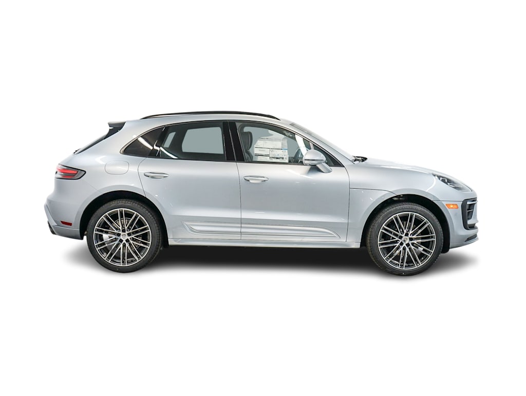 Thumbnail: 2026 Porsche Macan - 21
