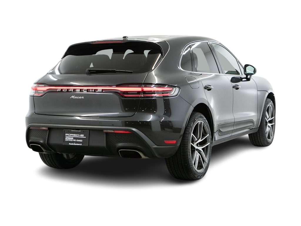 Thumbnail: 2023 Porsche Macan - 16