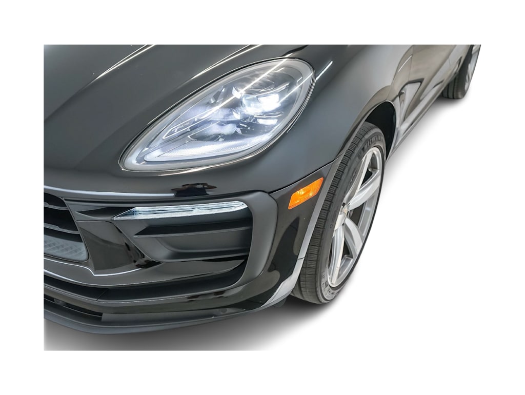 Thumbnail: 2025 Porsche Macan - 27