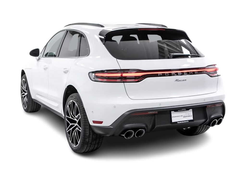 Thumbnail: 2025 Porsche Macan - 4