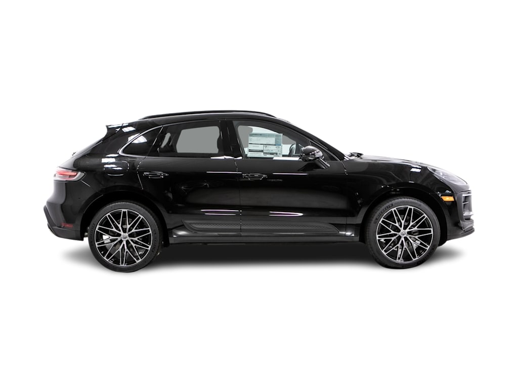 Thumbnail: 2026 Porsche Macan - 16