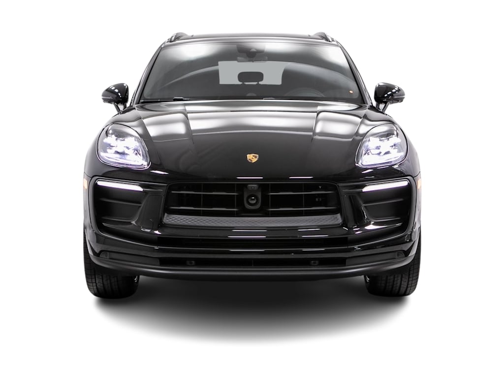 Thumbnail: 2026 Porsche Macan - 18