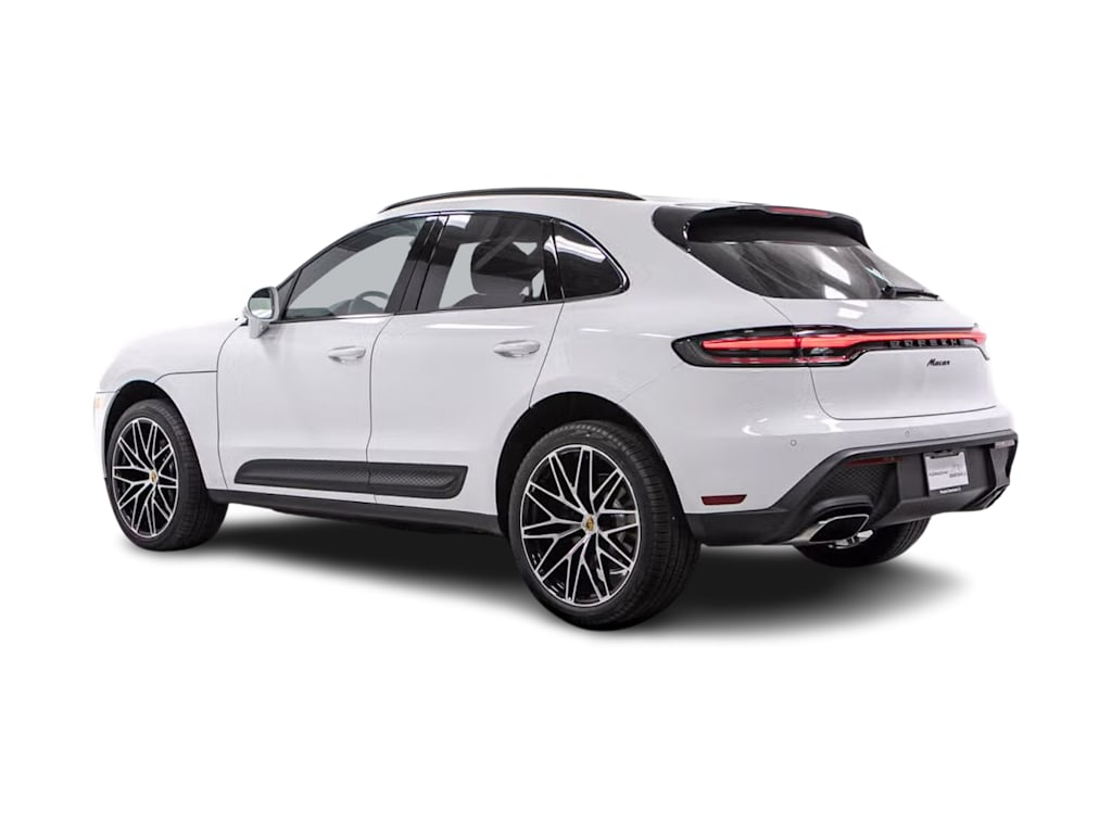 Thumbnail: 2026 Porsche Macan - 15